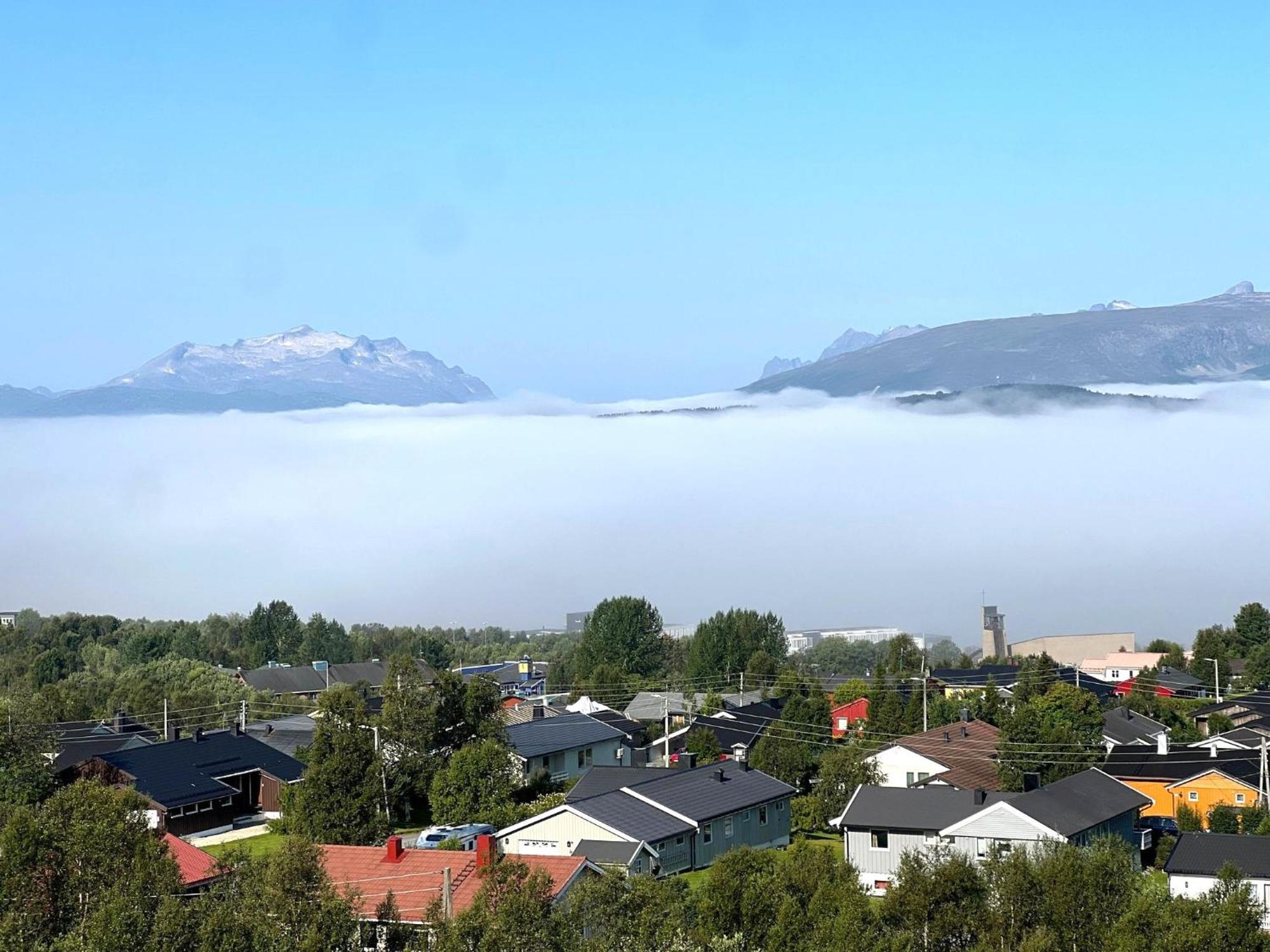 Arctic Inn, Cozy Single Bed Private Room In A Shared Apartment With Stunning Tromso Views 외부 사진